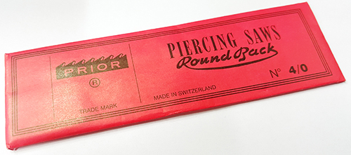 톱날 4/0 스위스 PRIOR